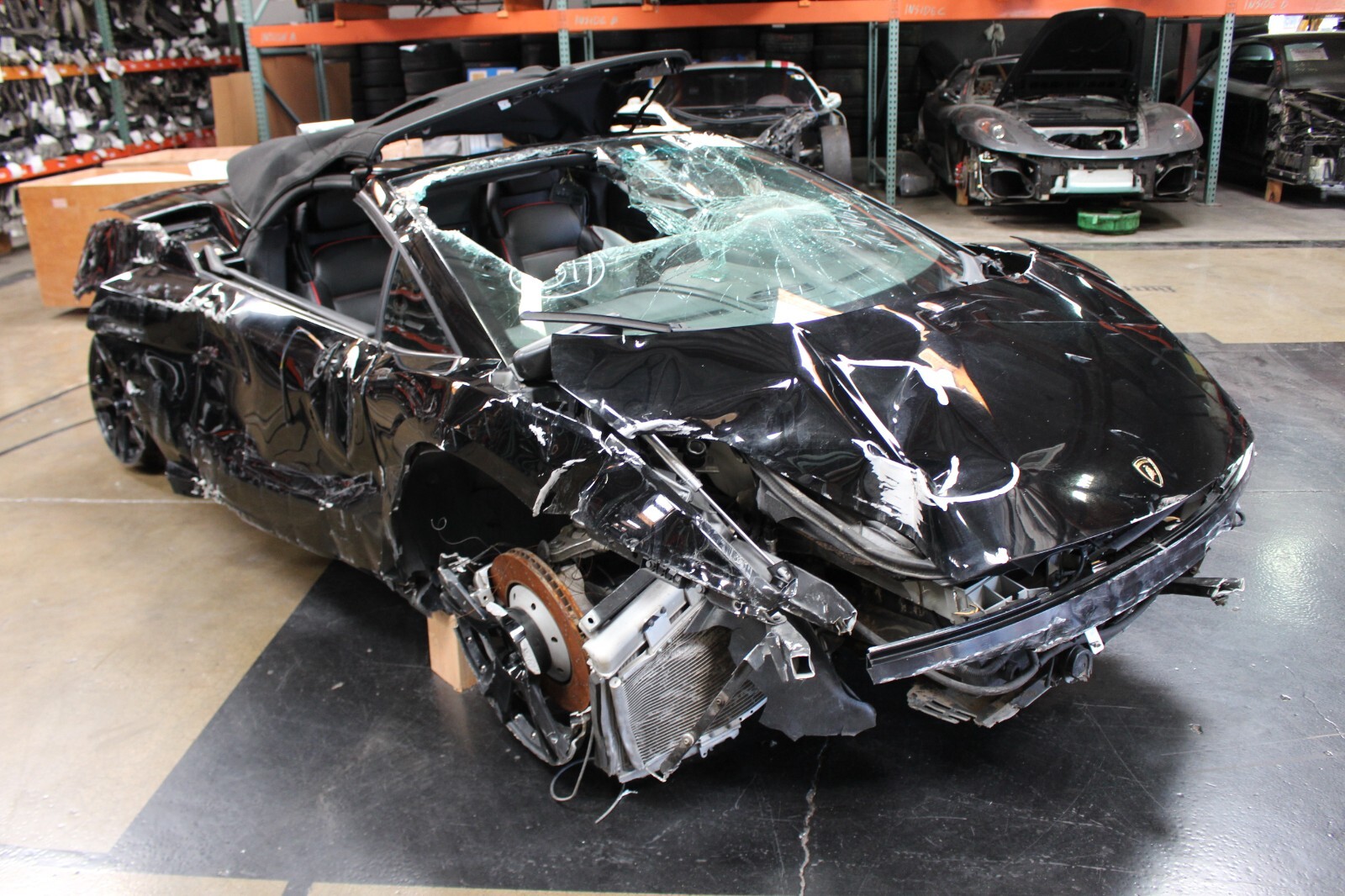 Lamborghini Gallardo, Spyder, Soft Top 3 Rear Moulding, Used, P/N 407871381
