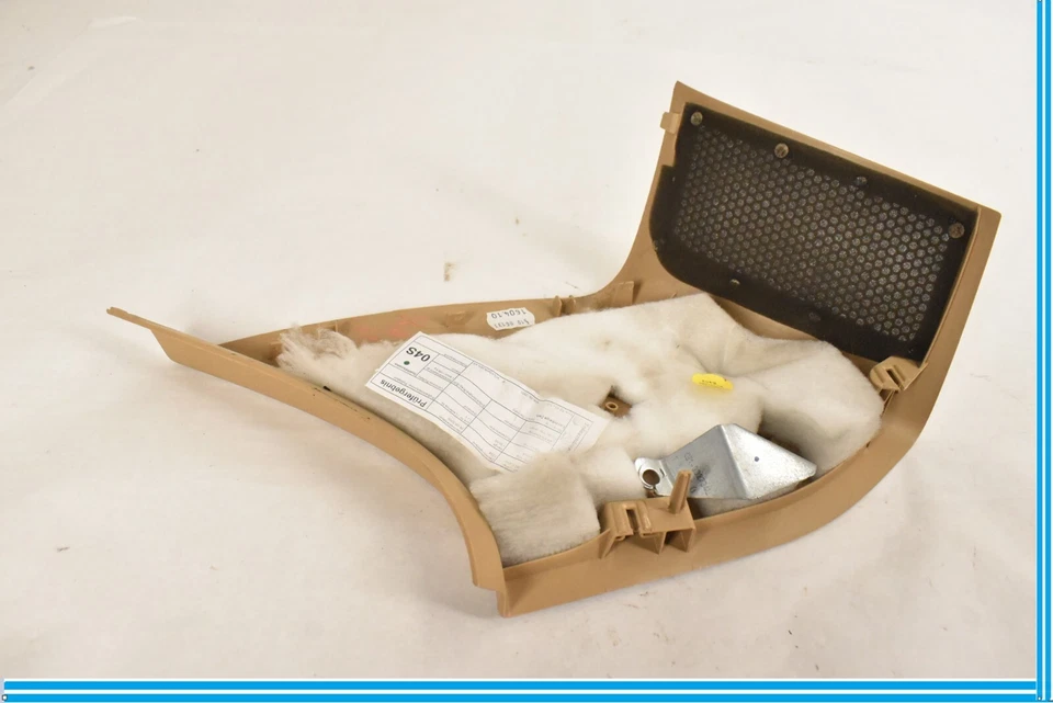 2011-2018 PORSCHE CAYENNE LEFT LOWER D PILLAR TRIM COVER PANEL CREAM 7P5867245N - Image 4 of 4