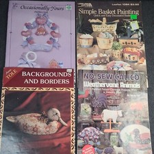 LOT OF 4 VINTAGE FOLK ART PAINT DESIGN BOOKS Basket Crafts Borders Animals USA