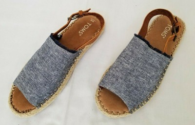 toms clara