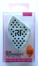 (1) Real Techniques Premium Travel Storage Sponge Case By Sam & Nic #01892