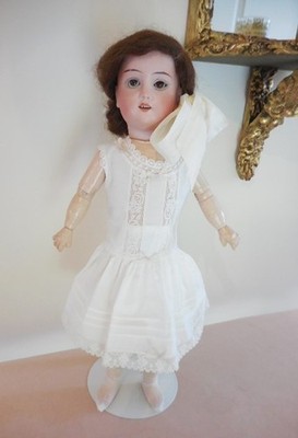 Hübsche antike Puppe ohne Markierungen kleine Ausgaben Original Mohair Perücke 15 cm