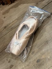 NEW BLOCH JET STREAM POINTE SHOES - SIZE 6D