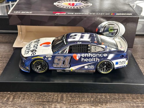 Shane Van Gisbergen 2023 Chicago Street Win Liquid Color ELITE 1/24 - Picture 2 of 5