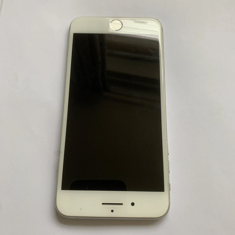 Apple iPhone 7 Plus A1784 Silver Smartphone - For Spares or Repairs - Image 2 of 4