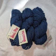 Queensland Sweet Pea Color 9 Blue 3 Hanks 100g 109yds