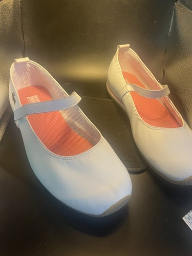 Lacoste shoes women Leather White Flat With Strap Alligator Logo Size 8.5