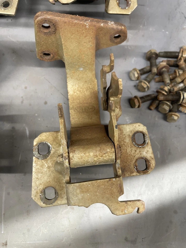 1967 Chevy Impala Hardtop BelAir Olds Starfire 88 98 2 Door Hinges Biscayne ‘67 - Image 2 of 4