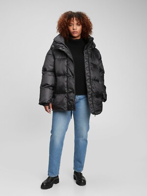 Gap 100% Recycled Oversized Heavyweight Puffer Jacket, Size Gap 100% Recycled Oversized Heavyweight Puffer Jacket, Size