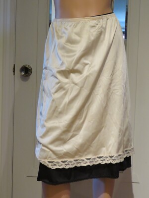 Vintage VANITY FAIR Beige Silky Nylon Full Slip w/ La