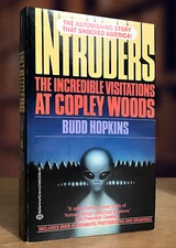 Intruders by Budd Hopkins; 1st Ed. 1987; Alien Abduction; Very Good+ Condition