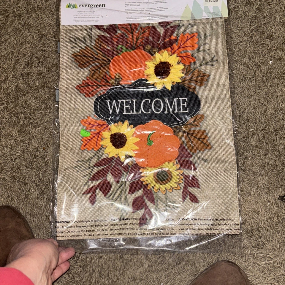 Nuevas banderas decorativas de jardín de otoño de hoja perenne. Foto 4 de 4