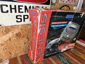SEGA Genesis MK-1631 Home Console with Original Box 1 controller Sonic 2