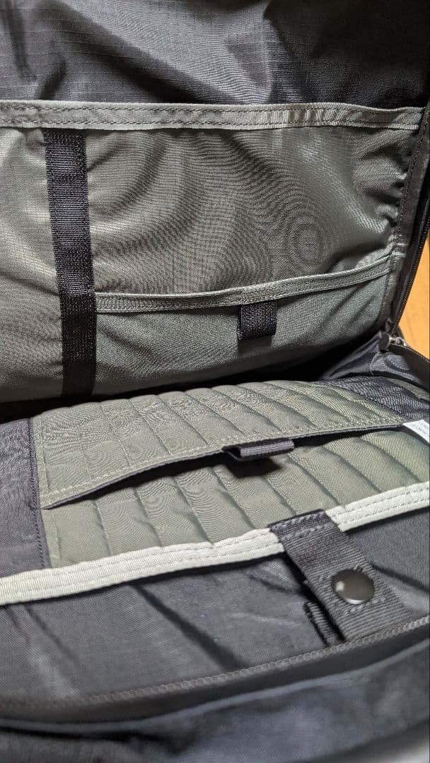 Gregory Black Small Backpack Adjustable Straps Us… - image 5