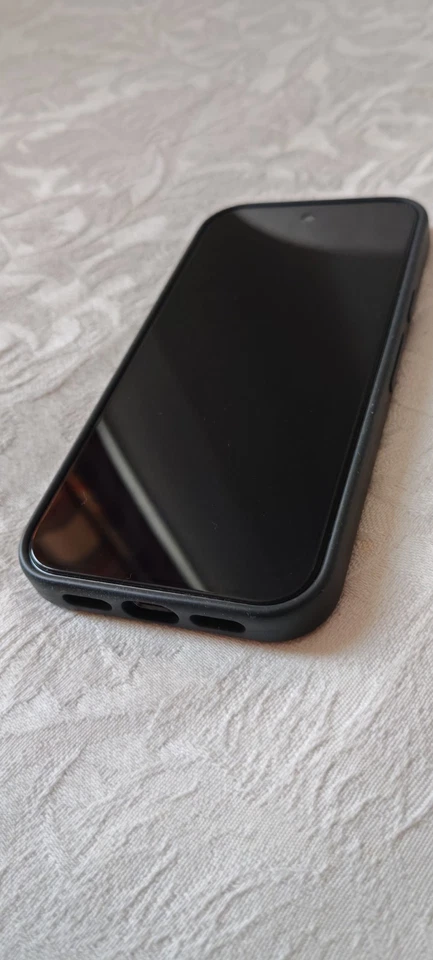Google Pixel 10a · 128GB, photo 4 of 5