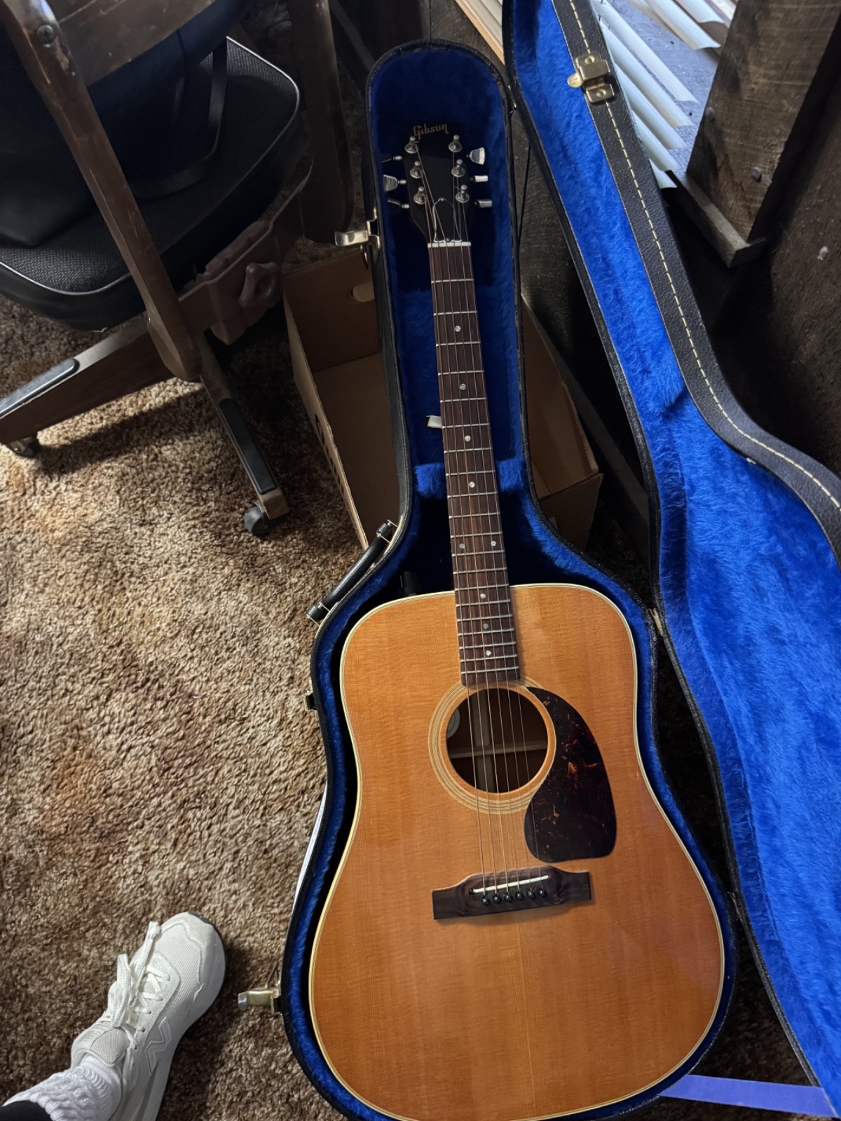 Gibson J30E Acoustic-Electric Guitar (1985??1993)