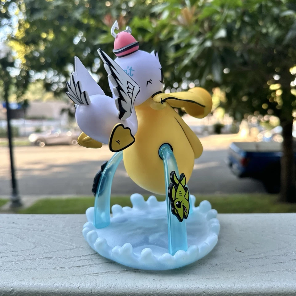 Joe Ledbetter Pelican't 8" Vinyl Art Figure JLED Luck Bird Outsiders Kidrobot - Image 4 of 4