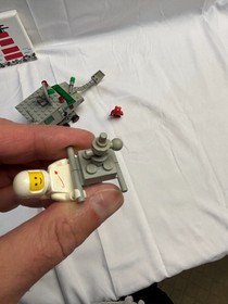 Classic Lego Space Set #6901 Mobile Lab from 1980!  COMPLETE w/ Minifigs!