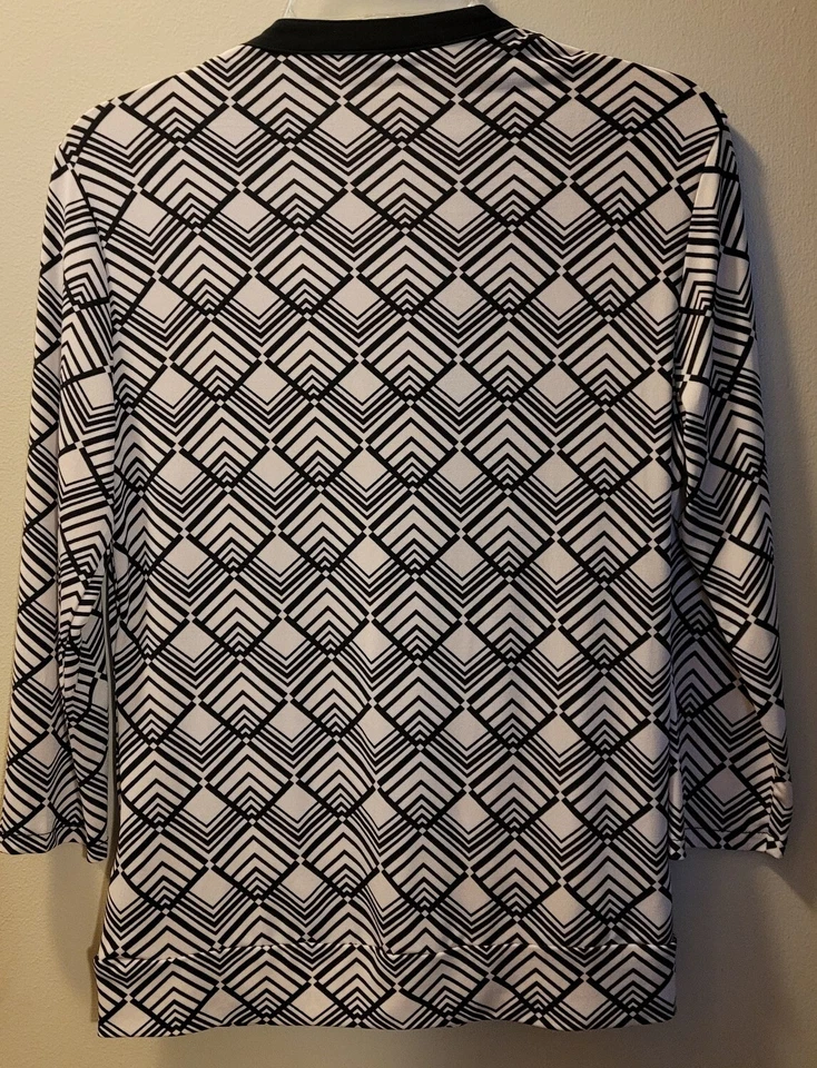 Top de carrera New York And CO beige negro diamante elástico cuello en V manga 3/4 WMNS MD Foto 2 de 4