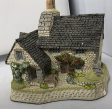 Vintage David Winter Cottages Scottish Collection The Gillie's Cottage 88’