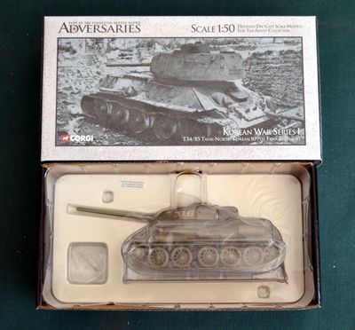 CORGI US51601 T34 85 TANK NORD COREEN 109TH 1/50 EUR 88,00   FR