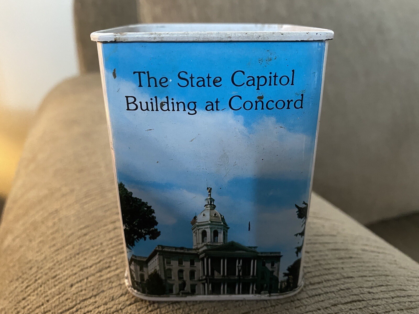 Vintage New Hampshire Tin Bank-Old Man Of The Mountain-Jackson NH Bridge