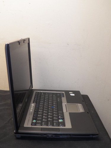 Dell Latitude D820 15.4 Inch Windows XP Pro - Firewire/1920x1200/Serial/DVDRW - Afbeelding 12 van 20