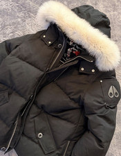 Moose Knuckles Herren Daunenjacke schwarz Fel...