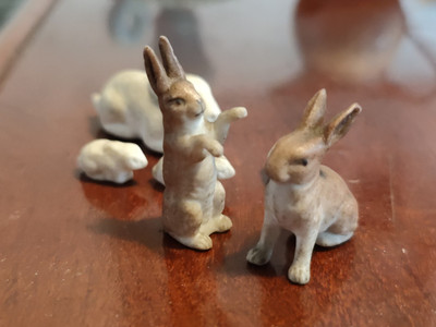 SERIE COMPLETE DE FEVES LES LAPINS CRETINS EN COFFRET - Fèves de tion - tStore