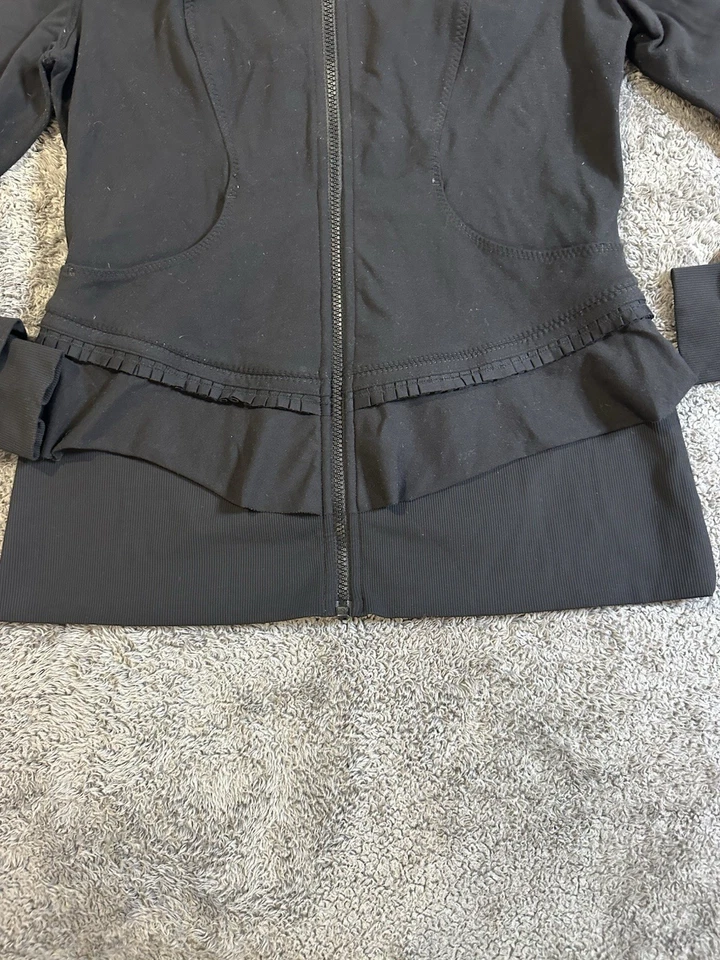 Chaqueta negra manga larga Lululemon Define para mujer talla 10 con cremallera completa Foto 4 de 4