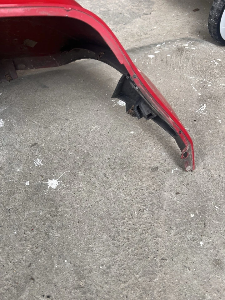 Paraurti posteriore VW Lupo GTI 1.6 16V rosso LY3D posteriore - Immagine 3 di 4