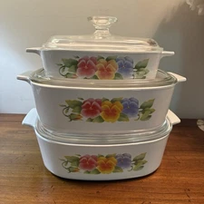 Set Of 3 Corning Ware Summer Blush Casserole w/ Lids 2, 2 And 1 L