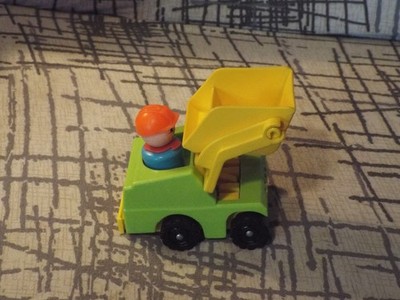 VTG Fisher Price Little People Green & White Yellow Loader w/Construction Worker