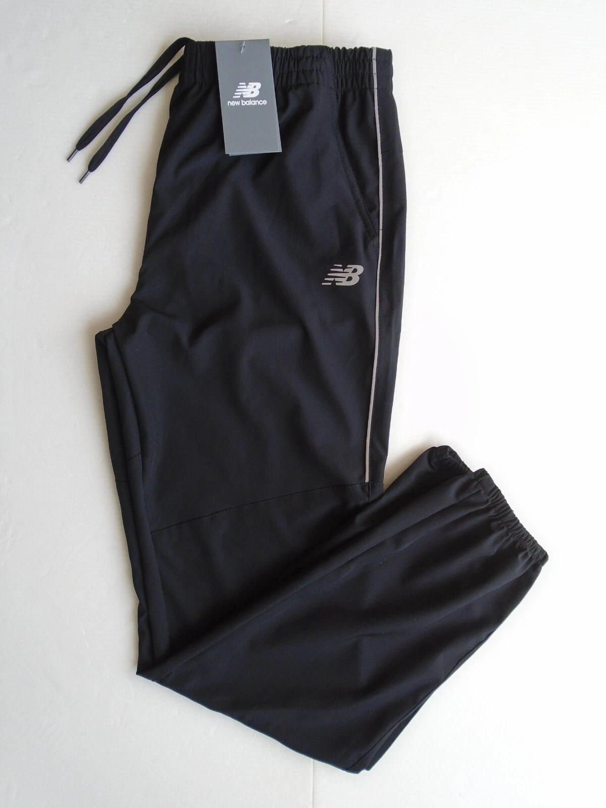 NEW BALANCE All Motion JOGGERS Mens Running Pants Black w/Back Pkt. Sz. S,M,L,XL
Opens in a new wind