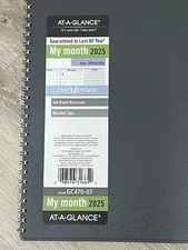 AT-A-GLANCE My Month 2025 Monthly Tabs DayMinder