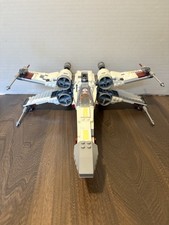 LEGO Star Wars X-WingFighter 75218 COMPLETE W/ 2 Mini Figs