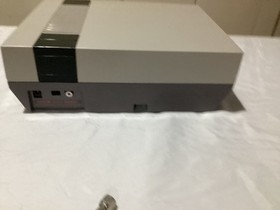 NES CONSOLE WITH DOGBONE CONTROLLERS MARIO 1 2 3 DR MARIO DONKEY KONG CLASSICS