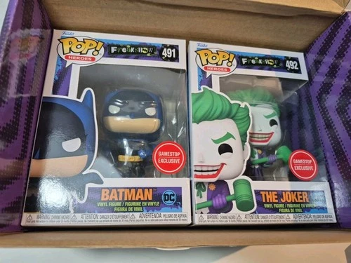 Funko POP! Heroes • DC • Freakshow • Batman #491 & Joker #492 Plus Keychain