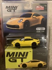 Mini GT Porsche 911 Carrera 4S Racing Yellow LHD 1:64 Scale