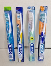 Oral B Advantage Toothbrush Mixed Soft Lot Of 4