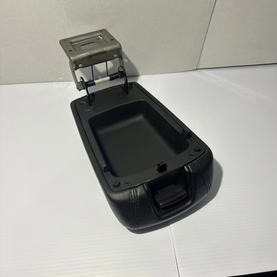 2011-2015 Kia Optima Center Console Lid 84660-4C210NBB Black - Image 4 of 4