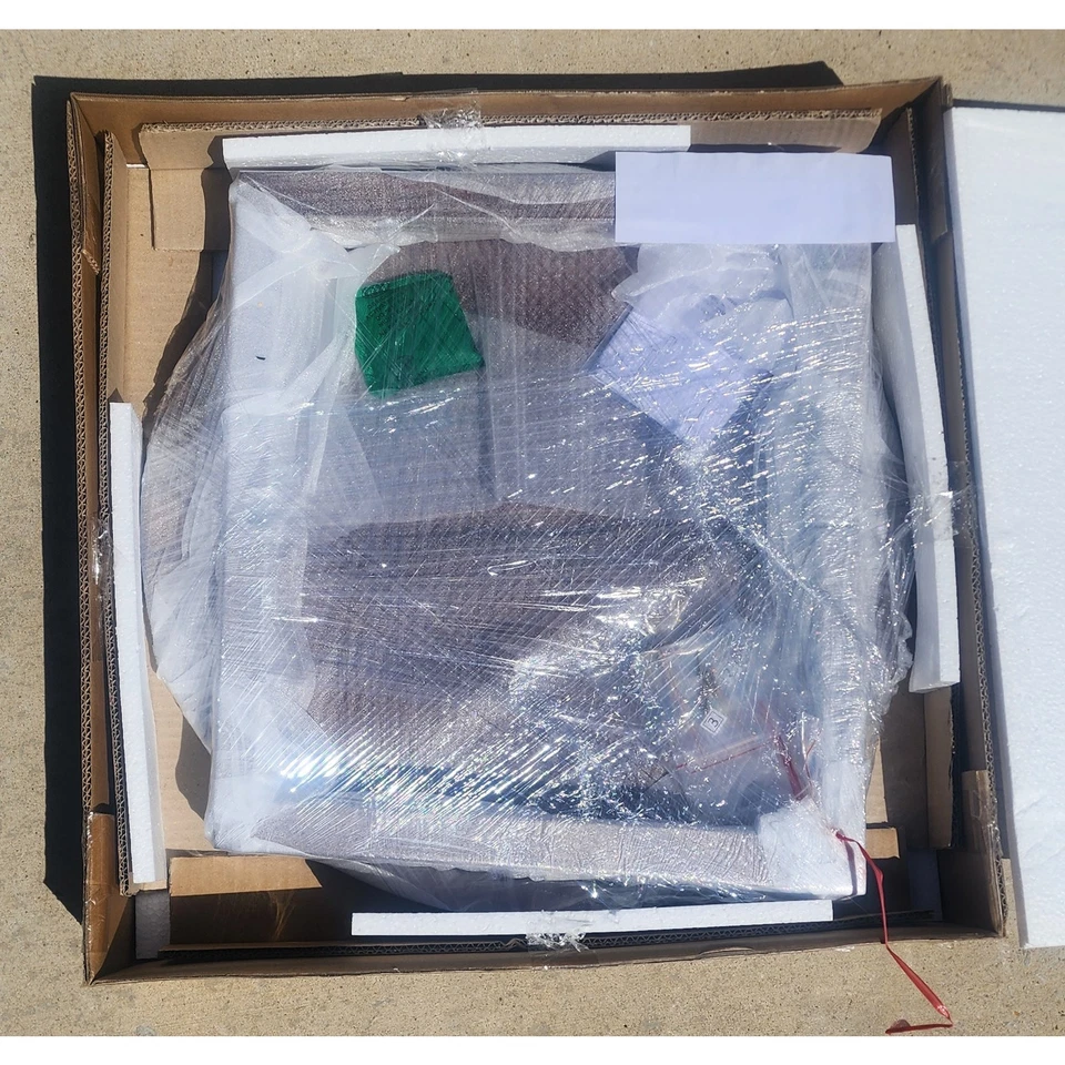 Noble House 圆桌模型 60349.00 富含桃花心木。 23 — 第 2/3 张图片