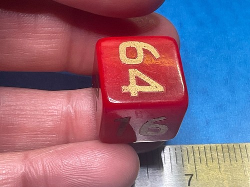 ———-BEAUTIFUL RED MARBLE ————BAKELITE BACKGAMMON CUBE———BB-1 - Picture 12 of 15