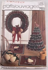 UNUSED VINTAGE SEWING PATTERN SIMPLICITY CRAFTS OUVRAGES 7022 CHRISTMAS