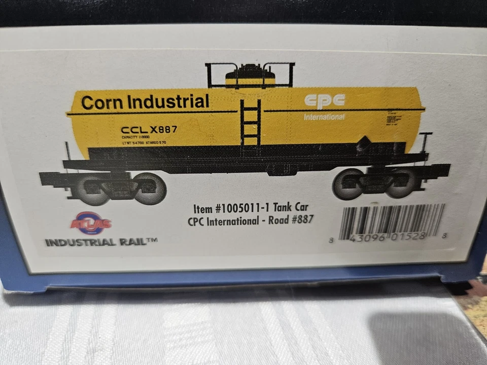 ATLAS CPC INDUSTRIAL (1005011-1) CORN TANK CAR IN MINT CONDITION AND UNRUN - Image 2 of 4