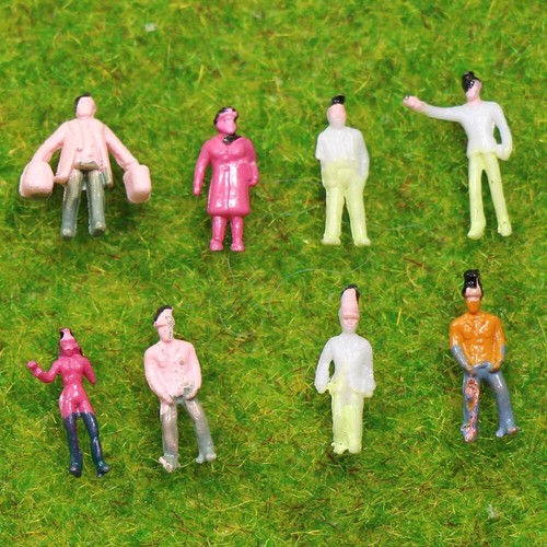 100pcs 1:220 Train Miniature Figures Peintes Personnes Debout/Assises Échelle Z - Photo 4/4