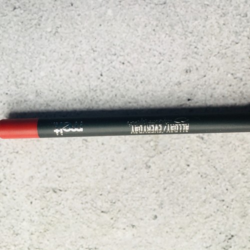 MELT Cosmetics AllDay Everyday Eye Liner Pencil in Ambrosia NEW - Picture 5 of 5
