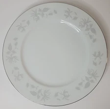 Cameo Nichibo Japan 10.5" Dinner Plate Platinum Trim Floral White Fine China
