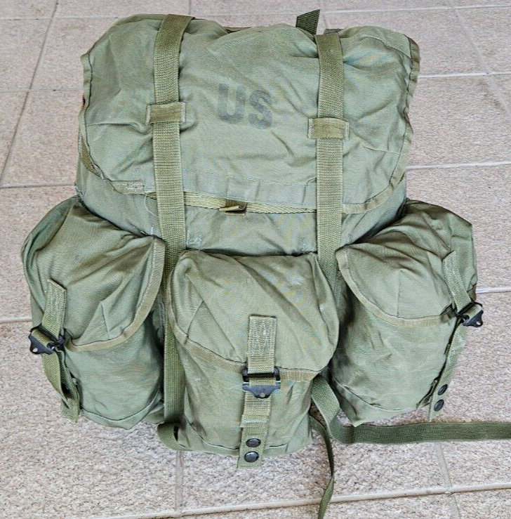 Authentic US ARMY USGI Alice Pack LC2 Med Combat Field Pack Backpack w/ Straps