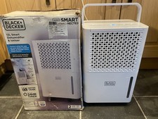 Image of **BARGAIN** BLACK AND DECKER 12L PER DAY DEHUMIDIFIER --- WHITE- BXEH60016GB